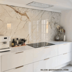 Kreamisk flise Marbles Golden Blank 120x278